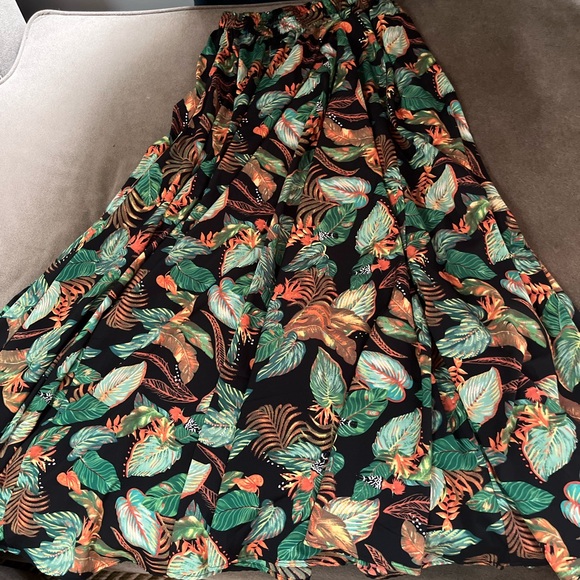 Jungle print tropical Leaf Print Maxi Skirt - Picture 1 of 5